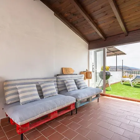 Casa Randonneur, Traditional Townhouse In Alora. *