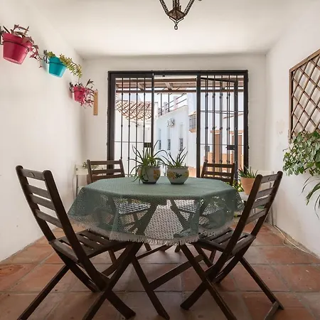 Casa Randonneur, Traditional Townhouse In Alora. *