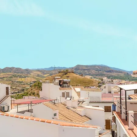 Casa Randonneur, Traditional Townhouse In Alora. 度假居 *